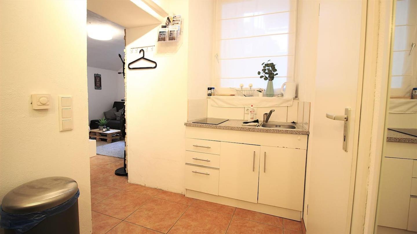 Fully Equipped Apartment Near Main Station Würzburg Exteriör bild